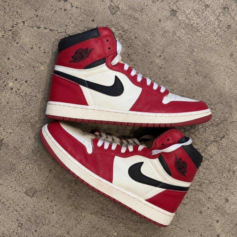 Air Jordan 1 High OG Chicago Lost & Found Size 9.5